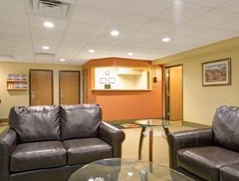 Super 8 By Wyndham Melrose Ξενοδοχείο Εσωτερικό φωτογραφία
