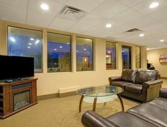 Super 8 By Wyndham Melrose Ξενοδοχείο Εσωτερικό φωτογραφία